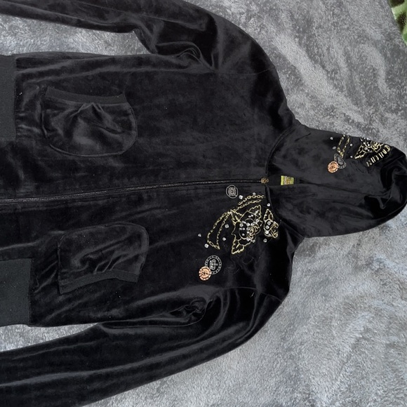 Juicy Couture Black Tracksuit - Picture 2 of 3
